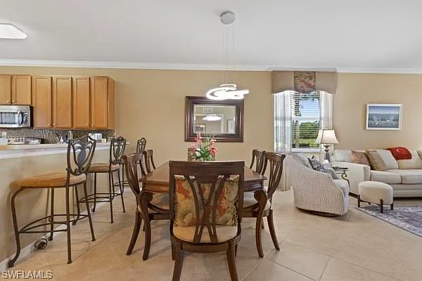 2 bed, 2.0 bath, 1408 sqft, $7,000 — Photo 3