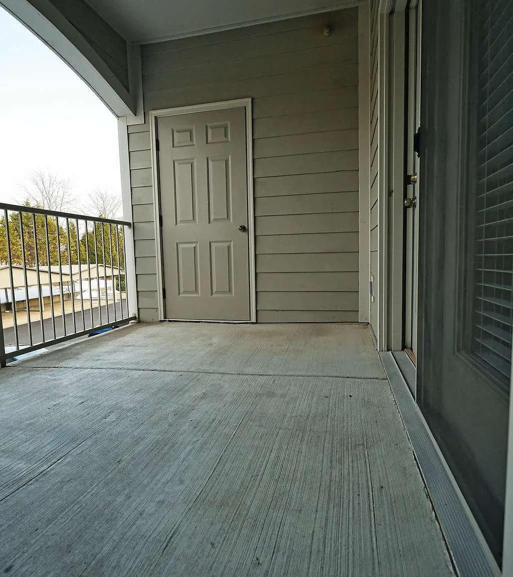 Griffin Gate Apartments — Photo 4