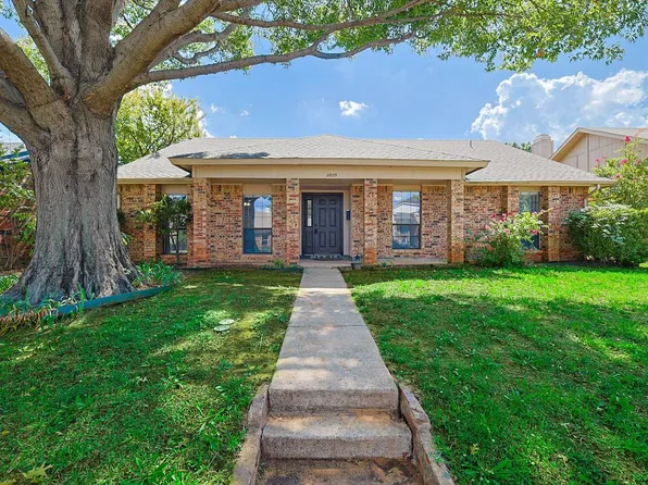 2825 Windsor Dr, Flower Mound, TX 75028
