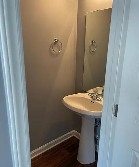 125 Lorraine Dr — Photo 7