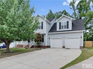 3324 Benson Pl, Fayetteville, NC 28306