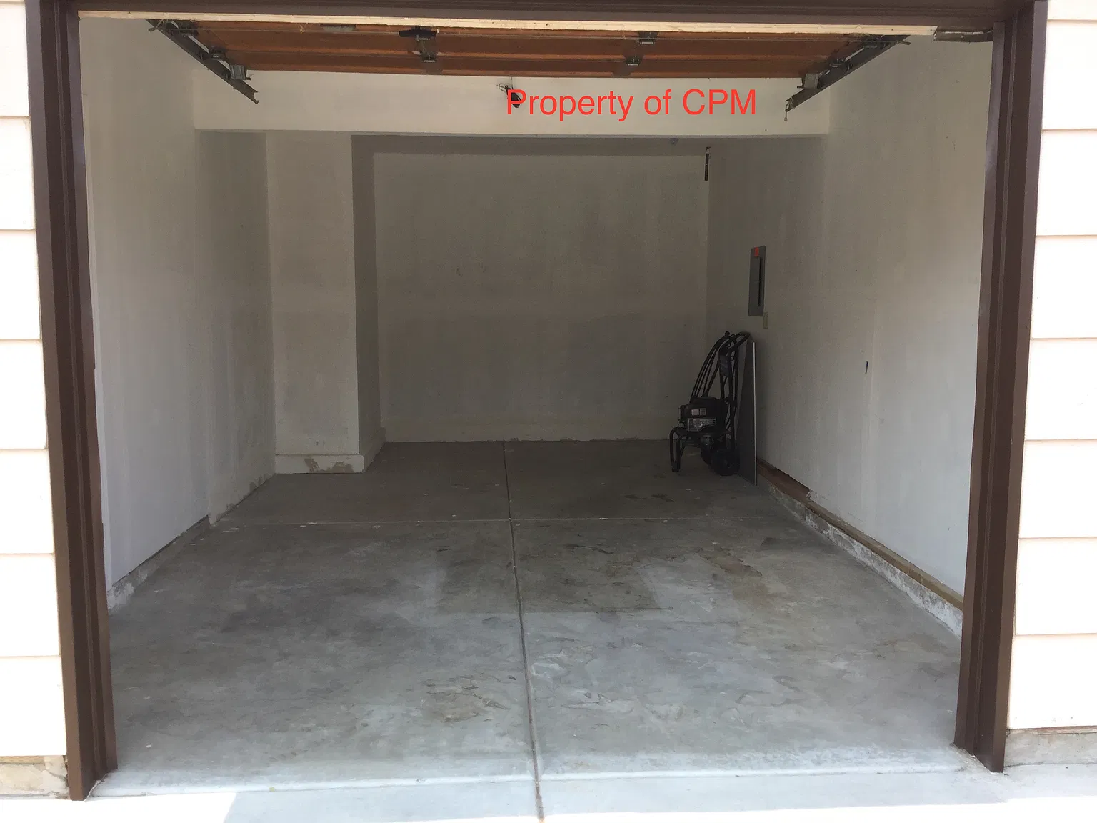 3 bed, 1700 sqft, $2,300 — Photo 2