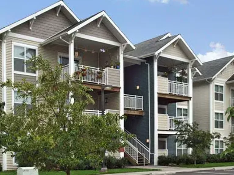 Plum Meadows Apartments — Photo 13