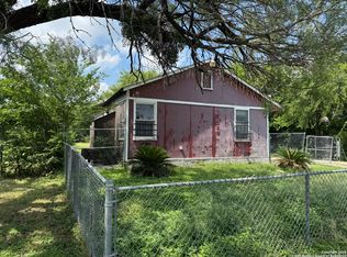 715 Lombrano St, San Antonio, TX 78207