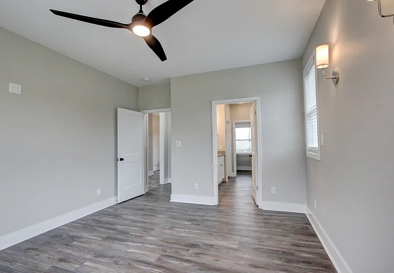 128 Riverbend Dr — Photo 52