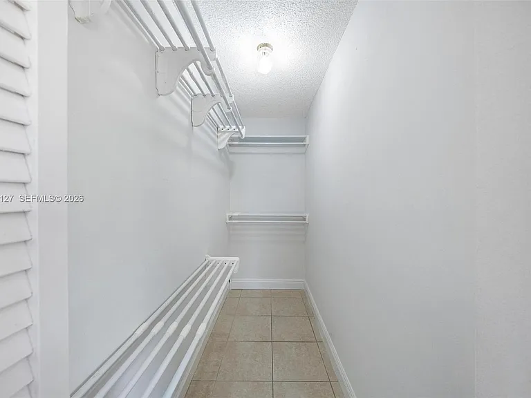 1283 W 42nd St #2 — Photo 7