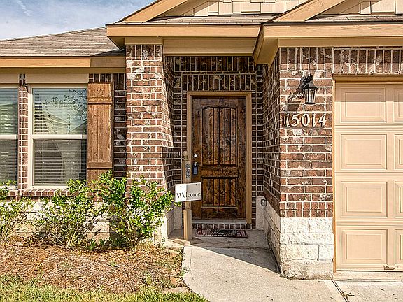 4th image of 15014 Cave Creek Ct