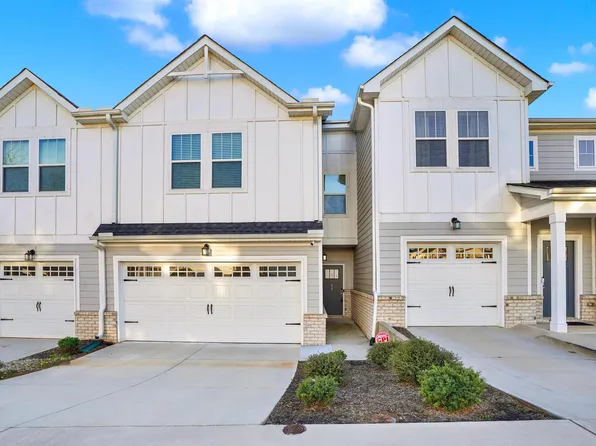 66 Galley Ln, Greenville, SC 29607