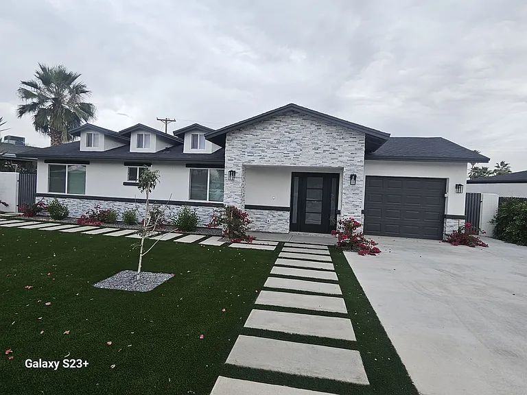 2817 N 71st Pl — Photo 22
