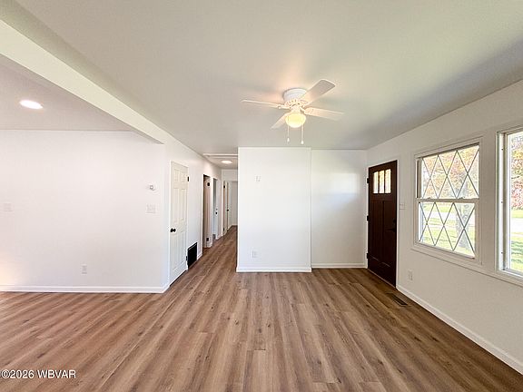 5th image of 2134 Reed St