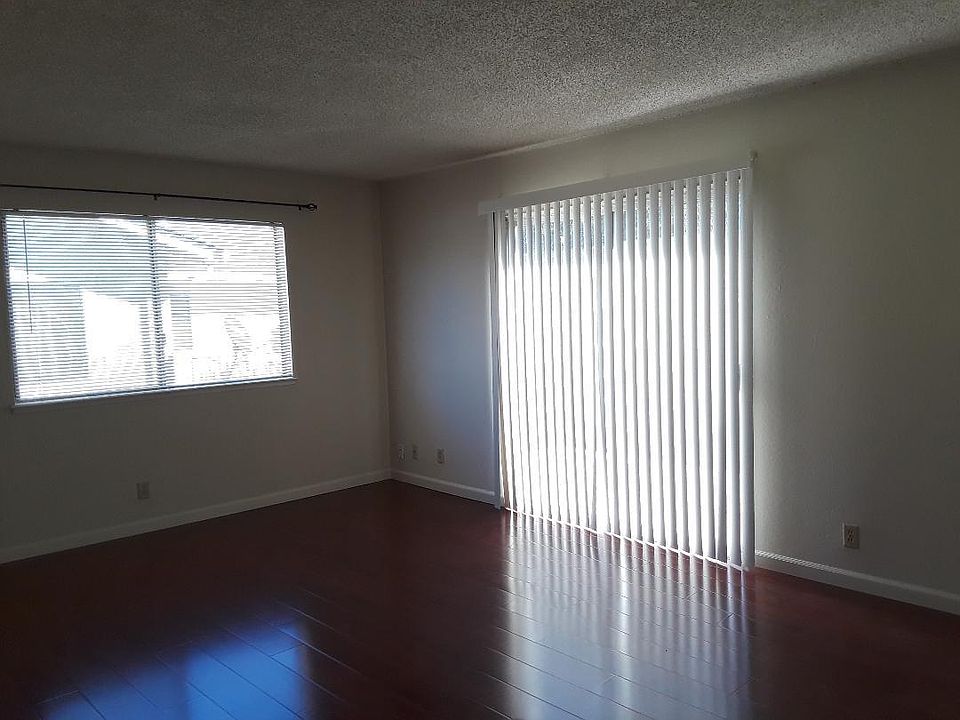 1st image of 866 Gallatin Dr APT 4