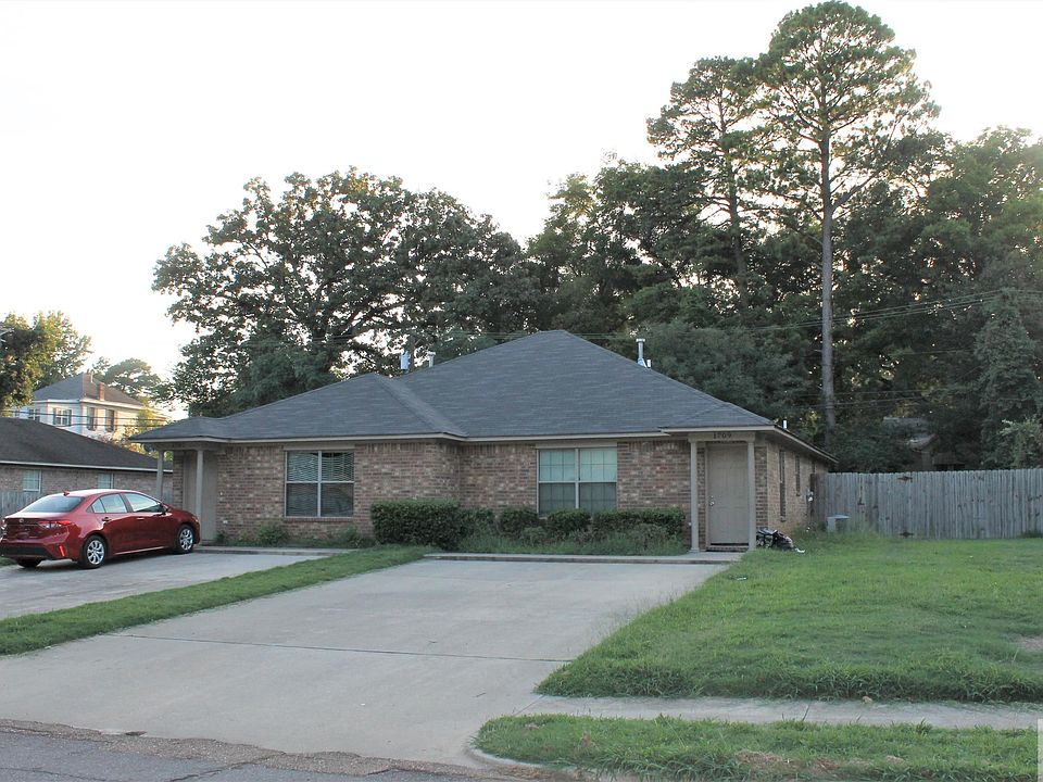 2nd image of 1707-170 Pecan St