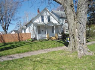 1145 14th Ave, Moline, IL 61265