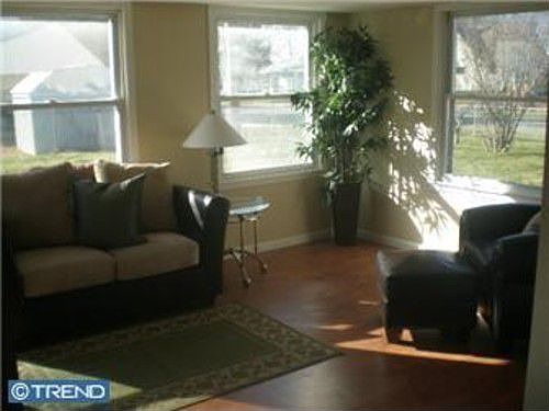2nd image of 61 Apricot Ln