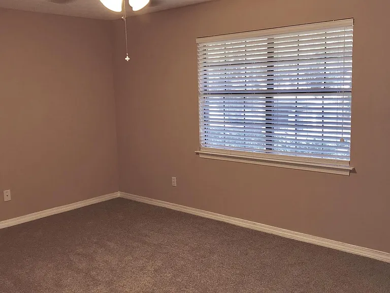 9713 Bear St — Photo 10