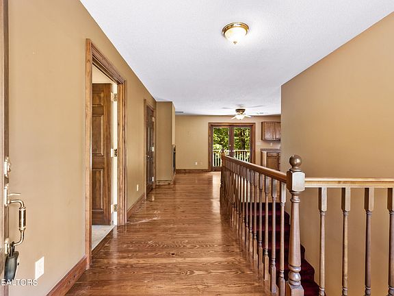 3rd image of 176 Edgewood Dr