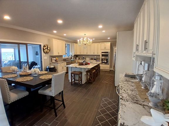 5th image of 393 Daingerfield Rd