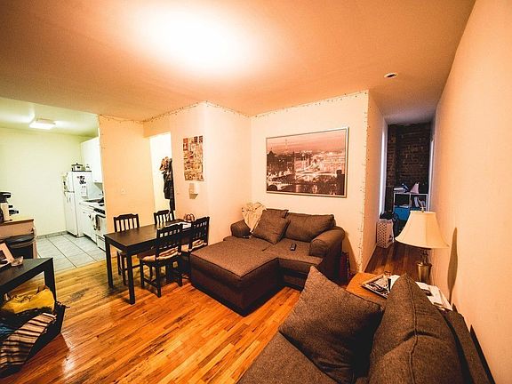 4th image of 148 W 17th St #4D