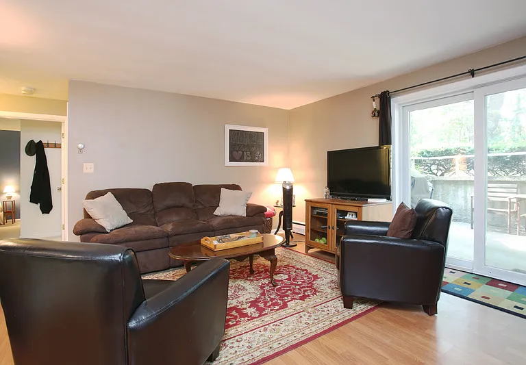 35 Jacqueline Rd #B — Photo 3