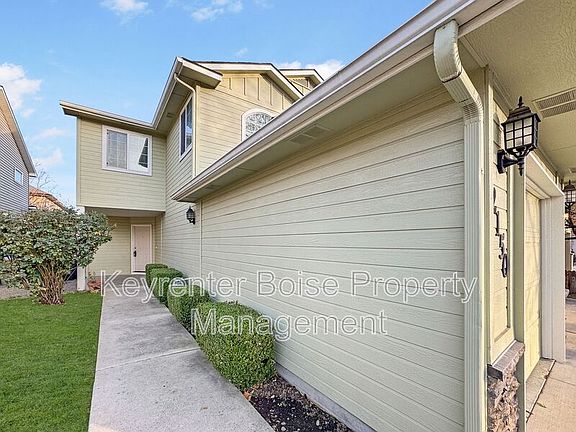 3rd image of 2150 S Dorothy Ave