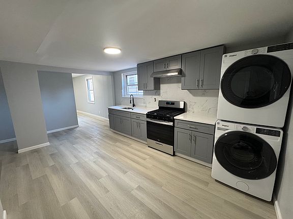 2nd image of 4 Avenue B #2
