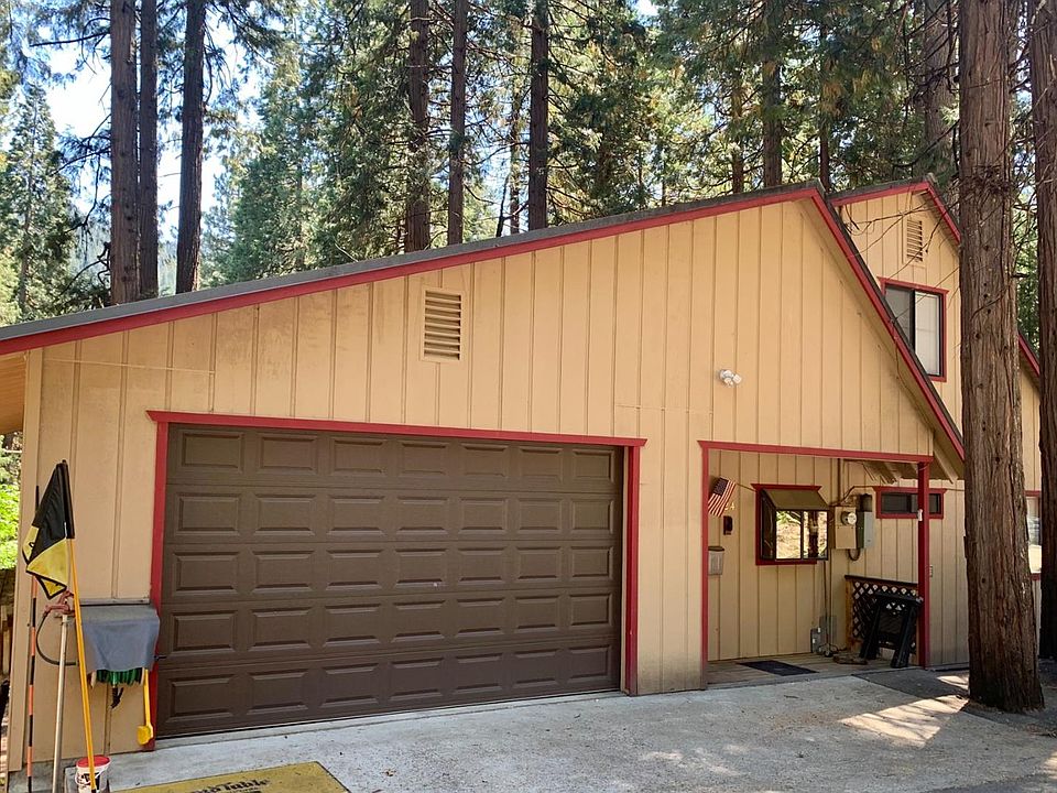1st image of 24 Oak Ln