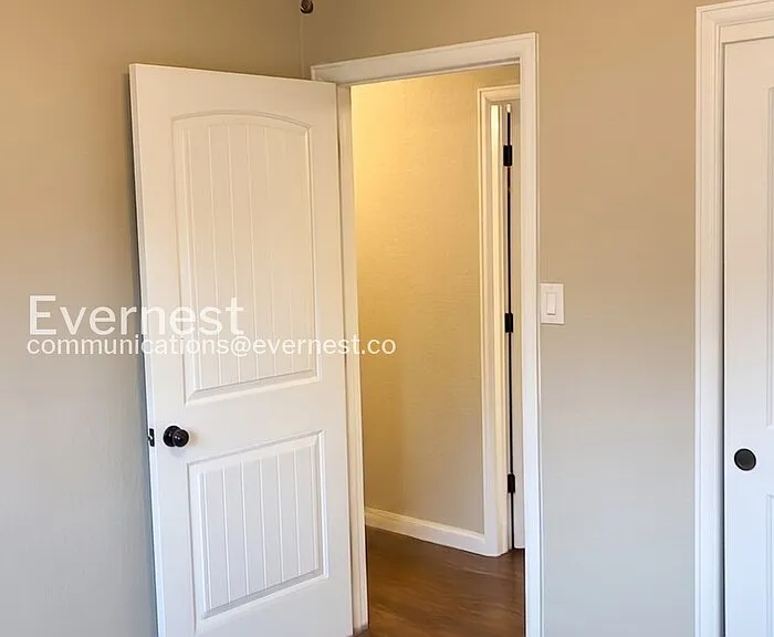 226 Columbine Ct — Photo 21