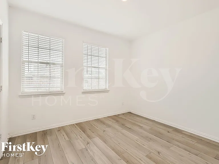 5233 Rockrose Ln — Photo 19