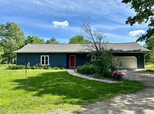 468 W Maple Grove Rd, Farwell, MI 48622