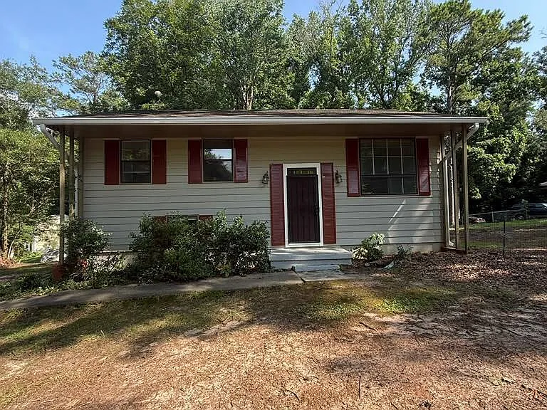 480 Evergreen Dr — Photo 1