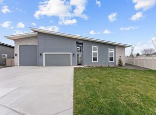 1518 W Morganite St, Kuna, ID 83634