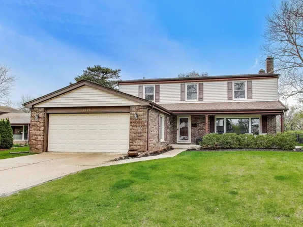2822 N Brighton Pl, Arlington Heights, IL 60004