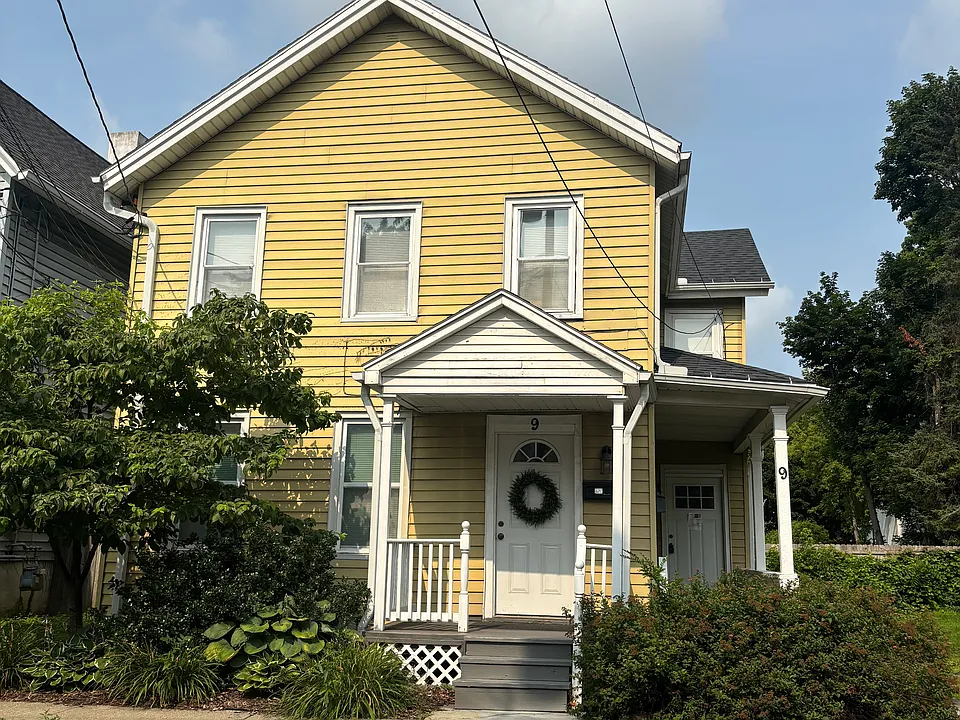9 Florence Ave #1-2
