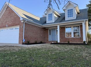 1407 Sunray Dr, Murfreesboro, TN 37127
