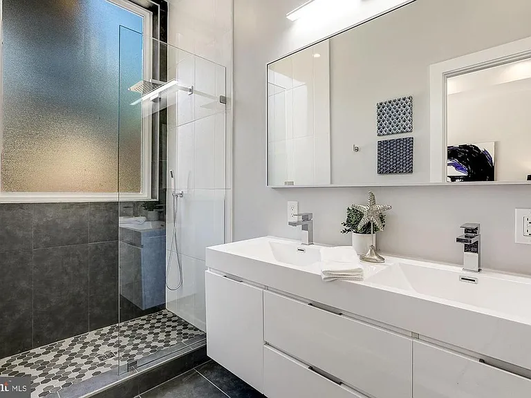 1420 N Capitol St NW #102 — Photo 3
