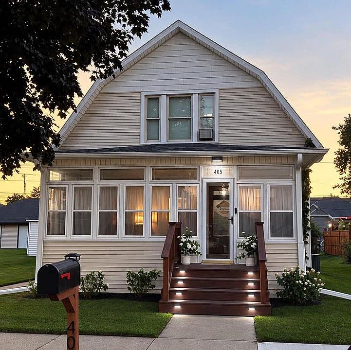 1st image of 405 Kilbourn AVENUE