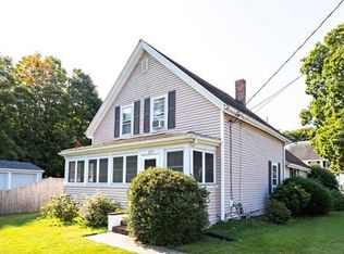 275 Stone St, Walpole, MA 02081