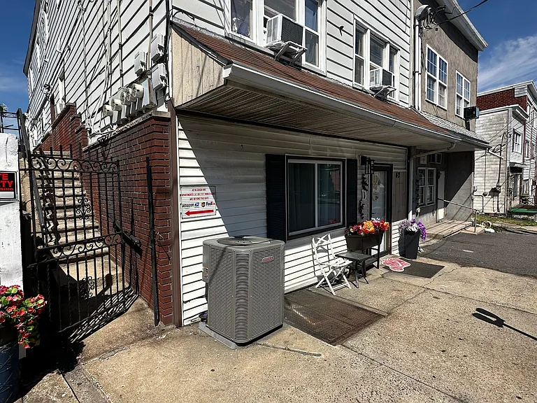 42 N Lehigh Ave #A — Photo 13