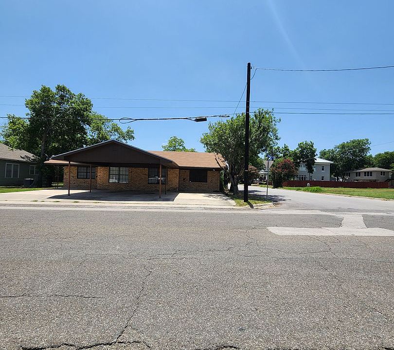 1st image of 110 N 1st St