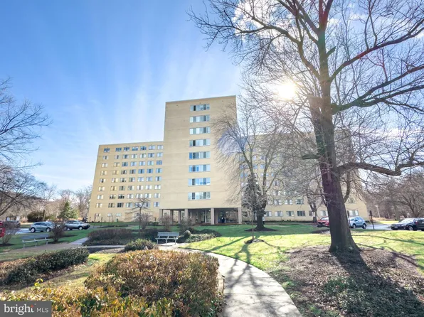 6631 Wakefield Dr APT 110, Alexandria, VA 22307