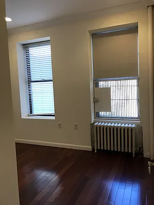 Rented by Meyerson Management | media 29