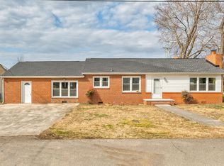 829 Rosedale Ave, Kingston, TN 37763