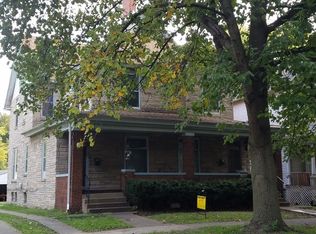 854 W William St, Decatur, IL 62522