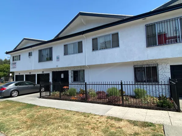 .H737, 737 W 5th St APT 14, Long Beach, CA 90802