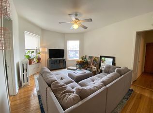 3717 N Broadway St APT 2F, Chicago, IL 60613