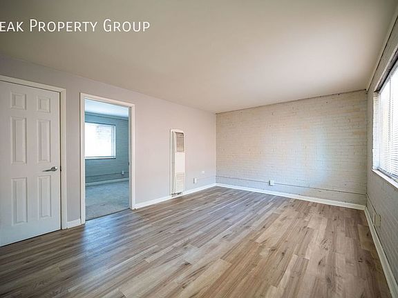 3rd image of 35 Euclid Ave APT D