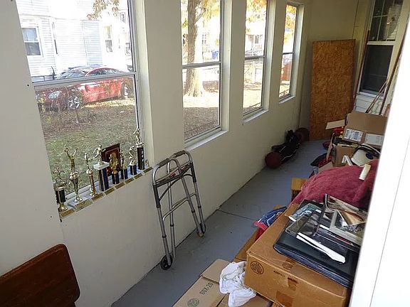 5th image of 74 Euclid Ave #2