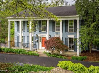 6714 Foxcroft Rd, Prospect, KY 40059