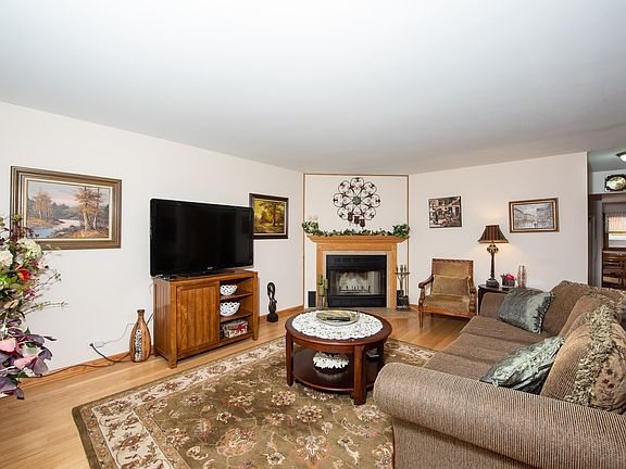 3rd image of 3508 Hawthorne St
