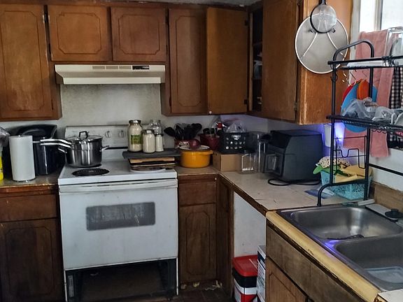 5th image of 428 E Osage Avenue